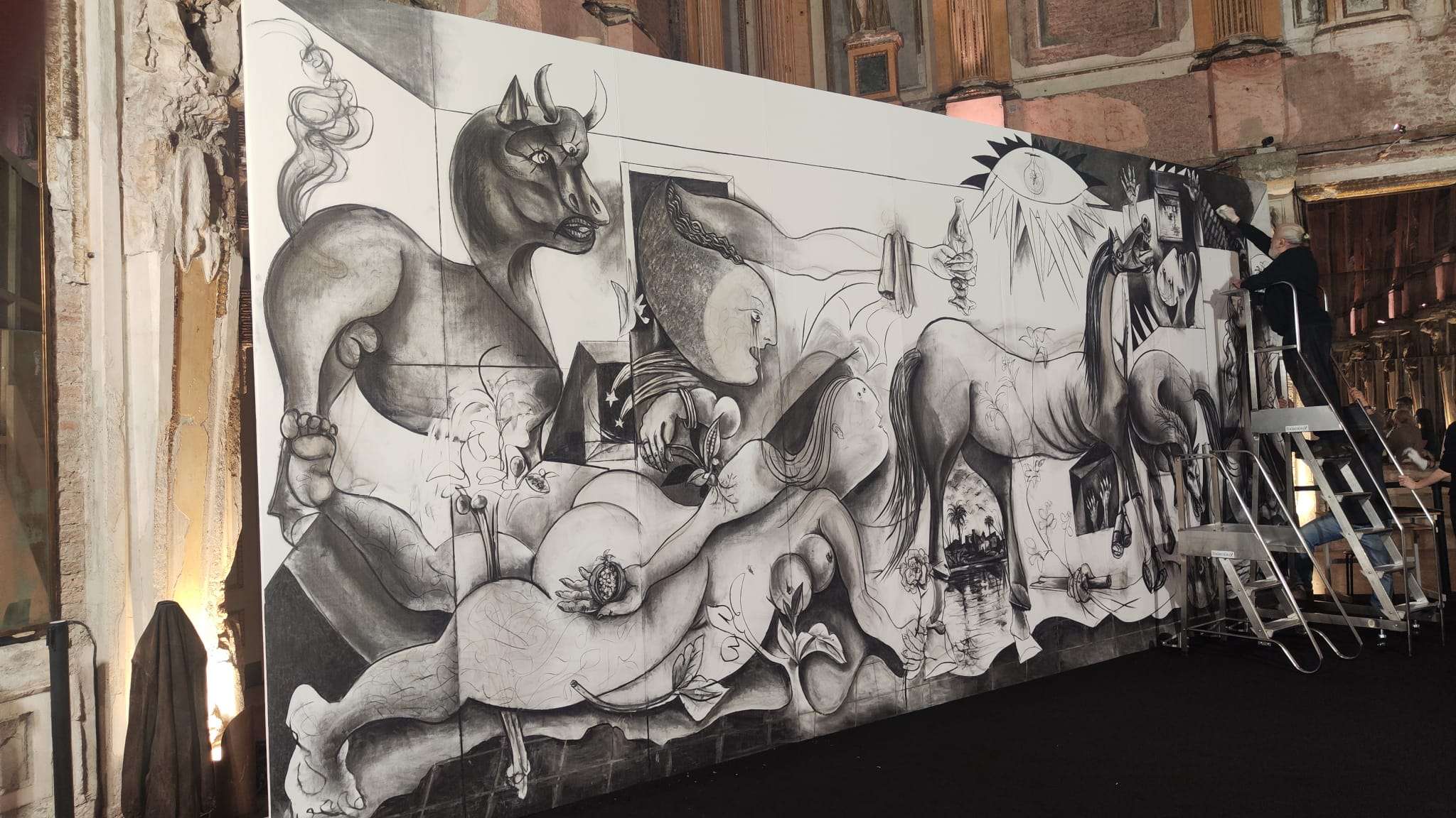 Ercole Pignatelli a Palazzo Reale: Guernica fra passato e presente