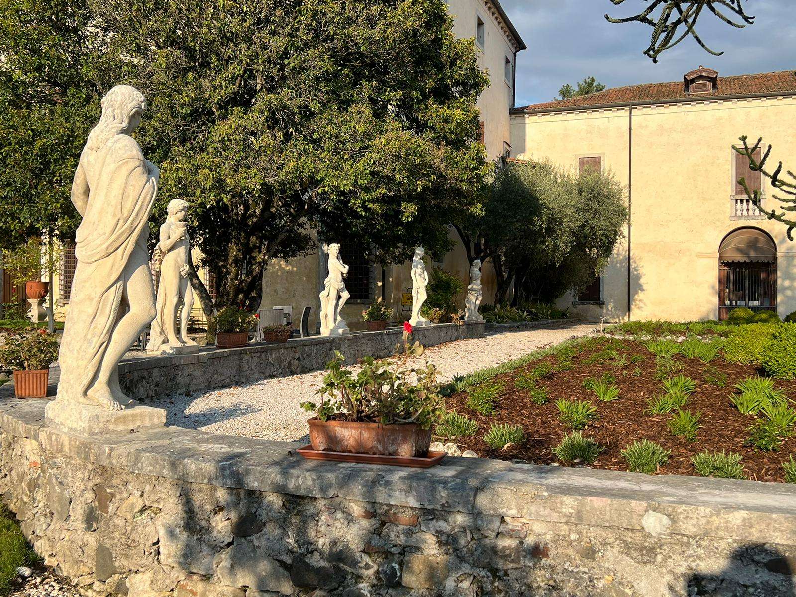 Villa Godi Malinverni: La prima Villa Palladiana